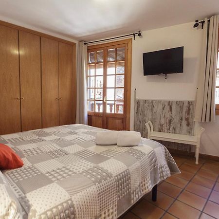 Hotel Lamoga Llavorsí Kültér fotó