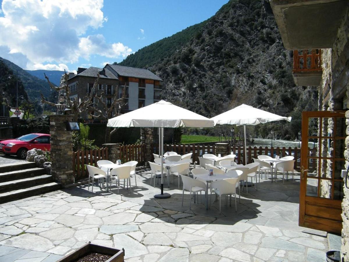 Hotel Lamoga Llavorsí Kültér fotó